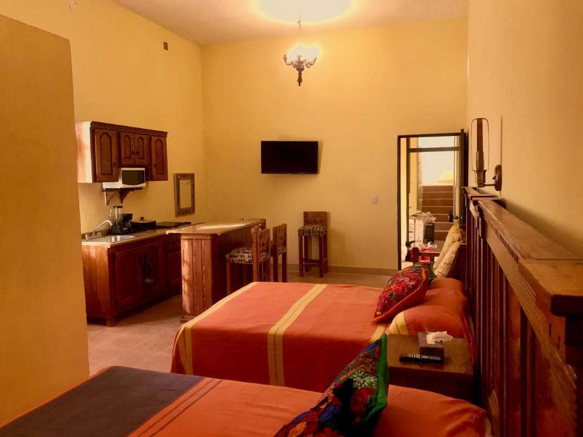 Apartamentos Suites גואנאחואטו מראה חיצוני תמונה