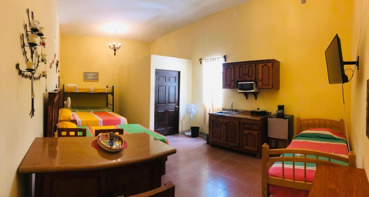 Apartamentos Suites גואנאחואטו מראה חיצוני תמונה