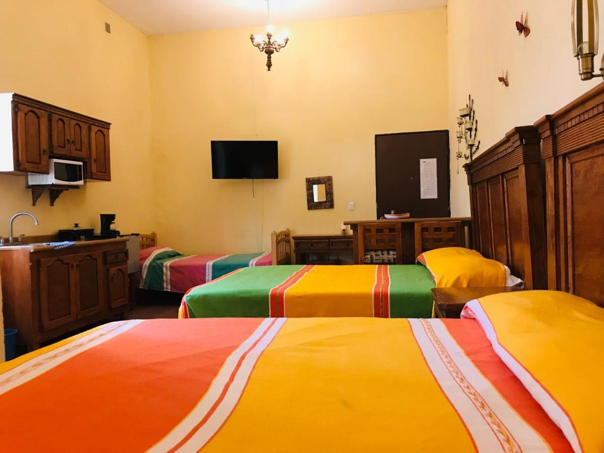 Apartamentos Suites גואנאחואטו מראה חיצוני תמונה
